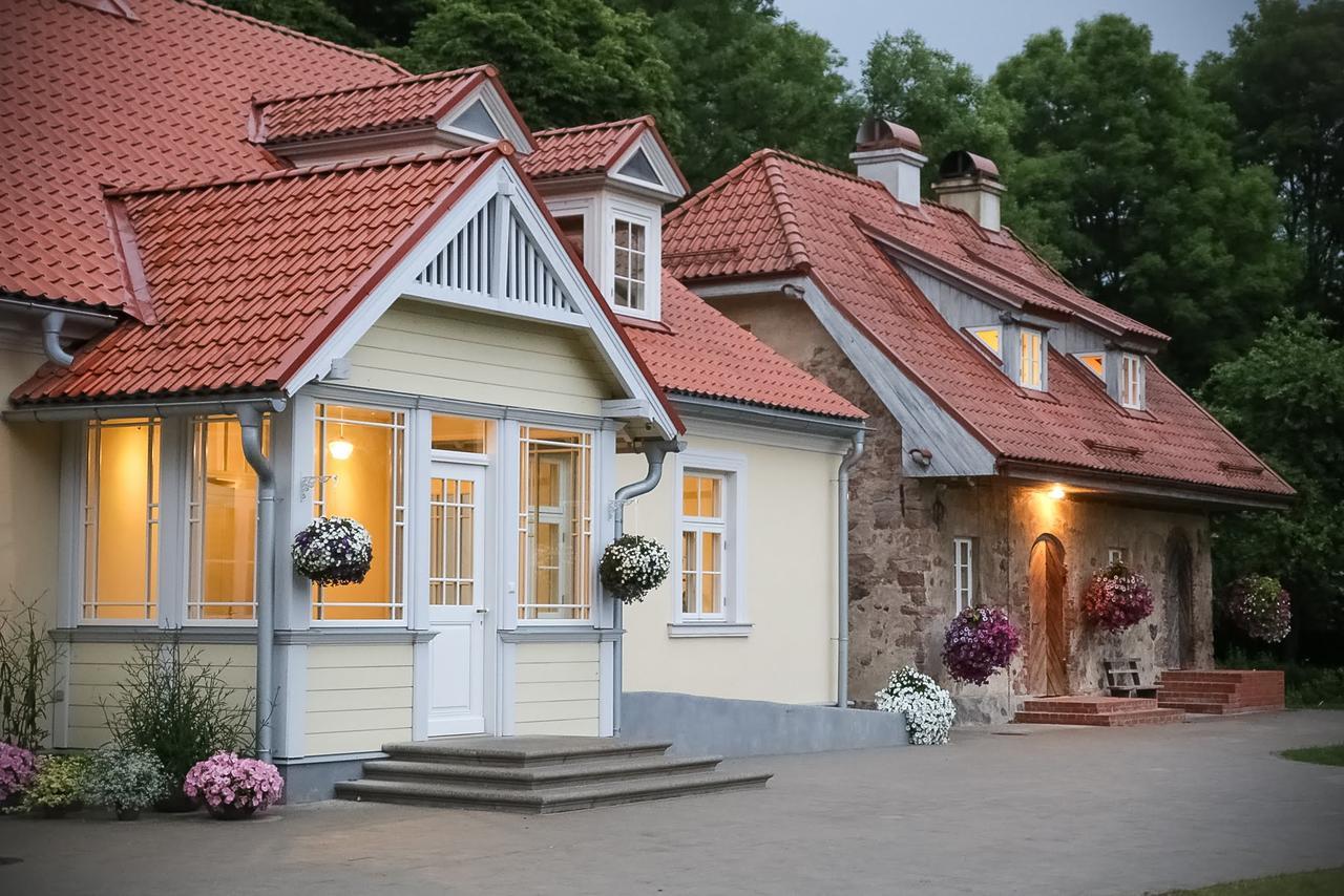 Botique & Spa Hotel Berkenes Manor Ziedkalne Εξωτερικό φωτογραφία