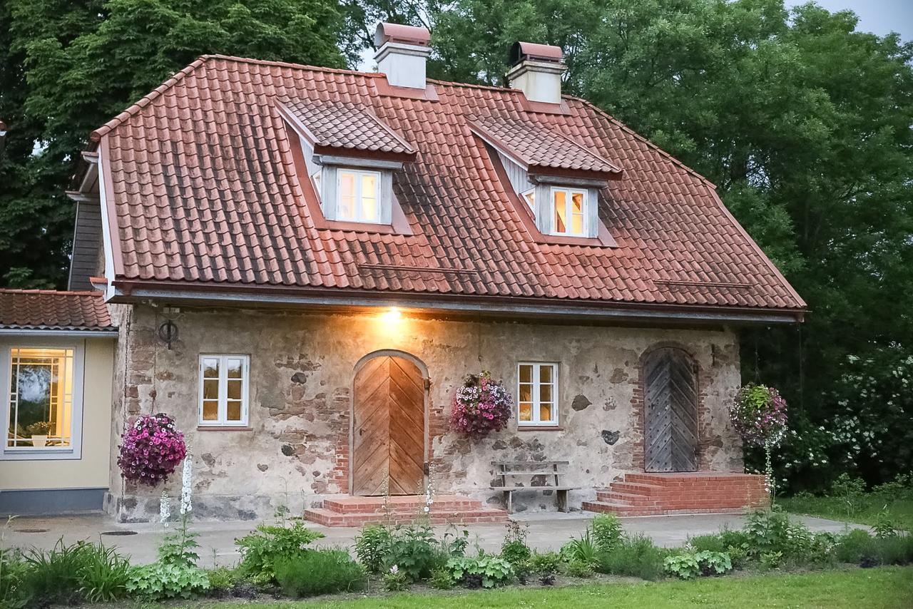 Botique & Spa Hotel Berkenes Manor Ziedkalne Εξωτερικό φωτογραφία